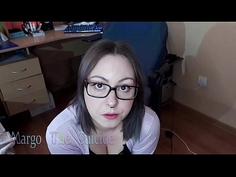 ❤️ Mtsikana Wamagalasi Wamagalasi Amayamwa Dildo Mozama Pa Kamera Kanema wamatako pa ife ❤